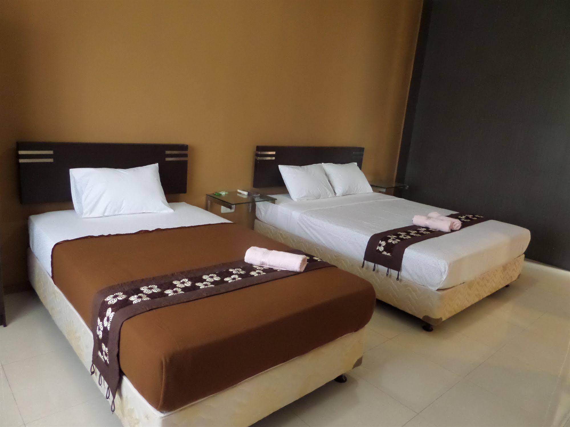 Oyo 201 Emdi House Timoho Hotel Yogyakarta Ngoại thất bức ảnh