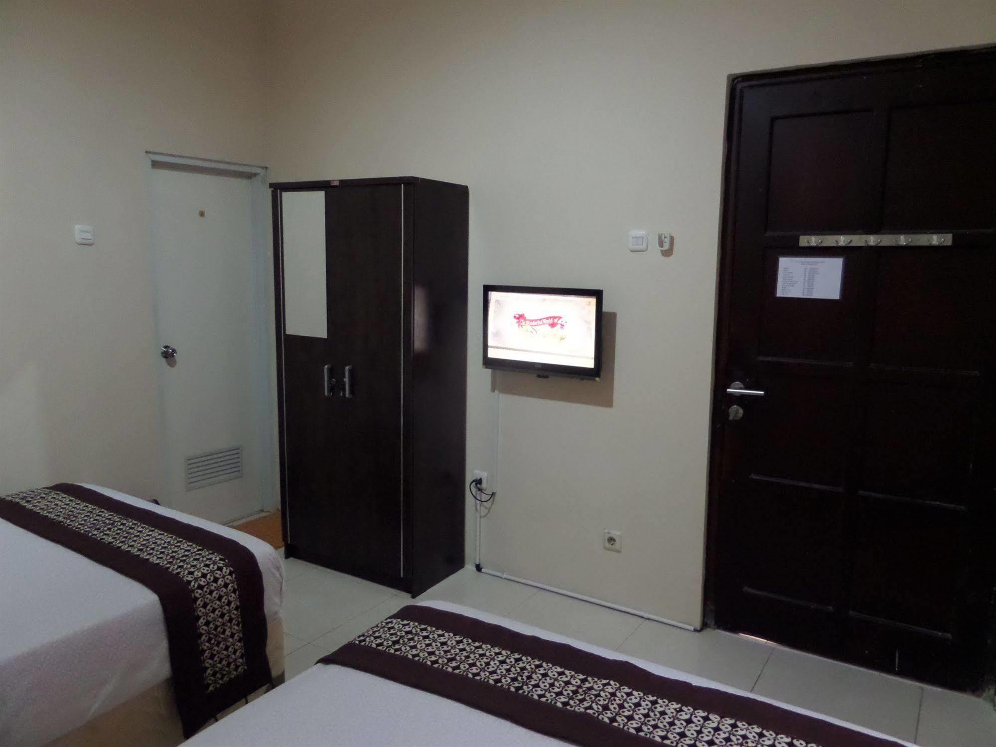 Oyo 201 Emdi House Timoho Hotel Yogyakarta Ngoại thất bức ảnh