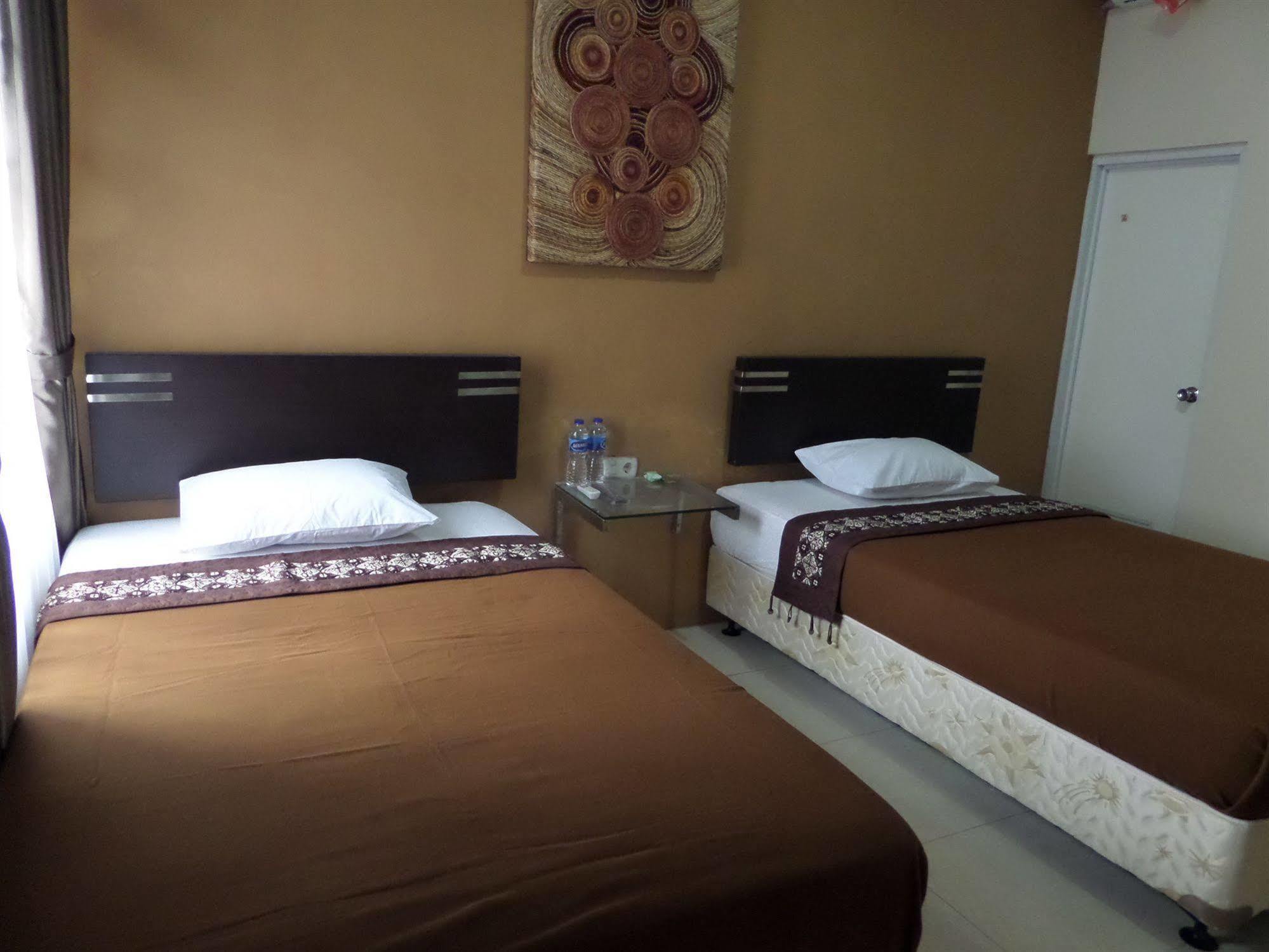 Oyo 201 Emdi House Timoho Hotel Yogyakarta Ngoại thất bức ảnh